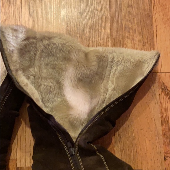 BareTraps women’s winter boots - Picture 3 of 4